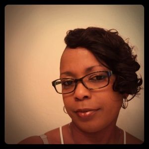 Meet your Posher, Meka